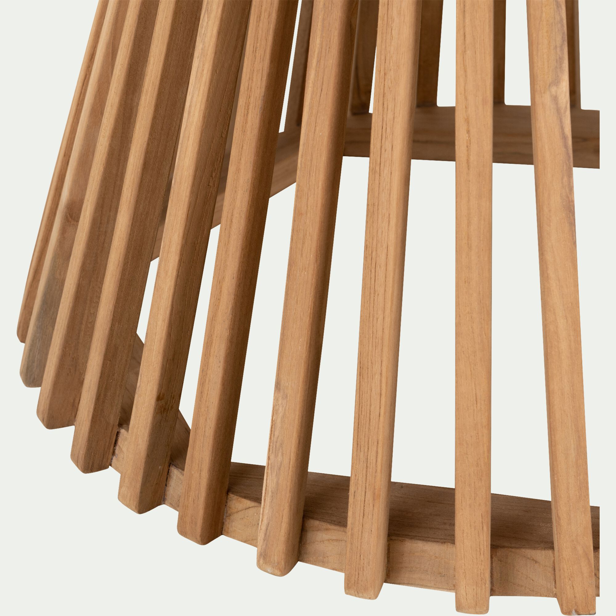 JAUSIERS - Table basse de jardin ronde en teck - bois clair