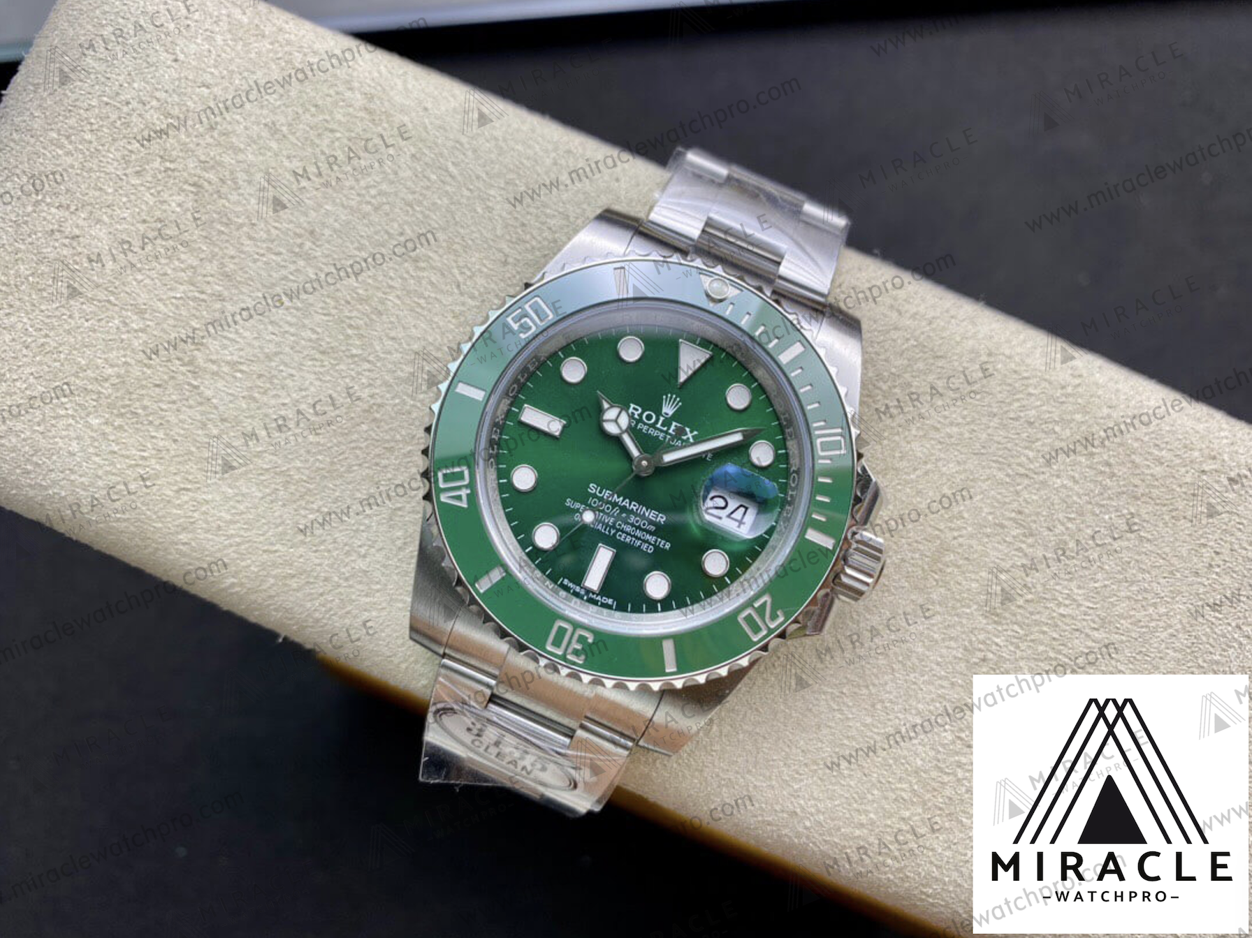 ROLEX-SUBMARINER-ref.116610LV-0002-Elite Clone-40mm-Replica Watch