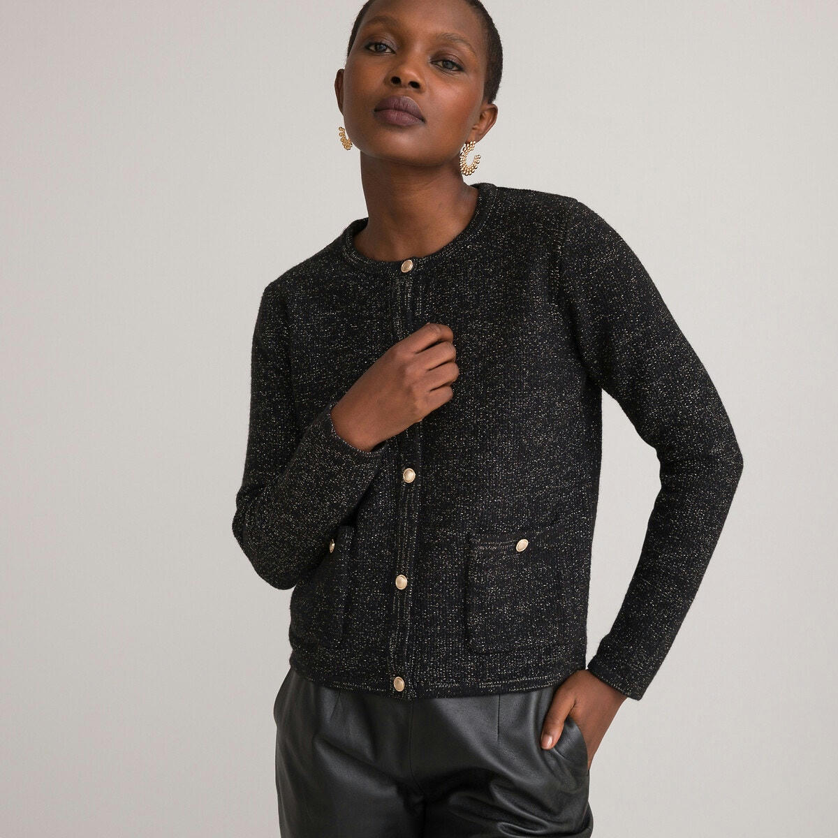 Cardigan col rond, en grosse maille, boutonné