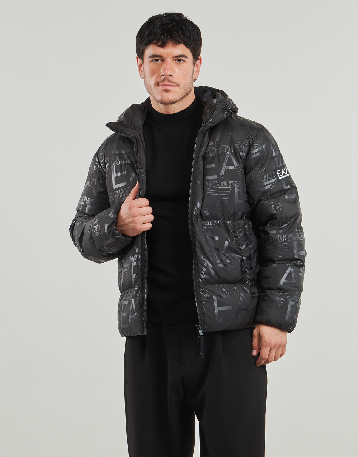 Emporio Armani EA7 - MOUNTAIN M POLY DOWN HOODED JACKET LOGO REPEAT - MOUNTAIN M POLY - Black