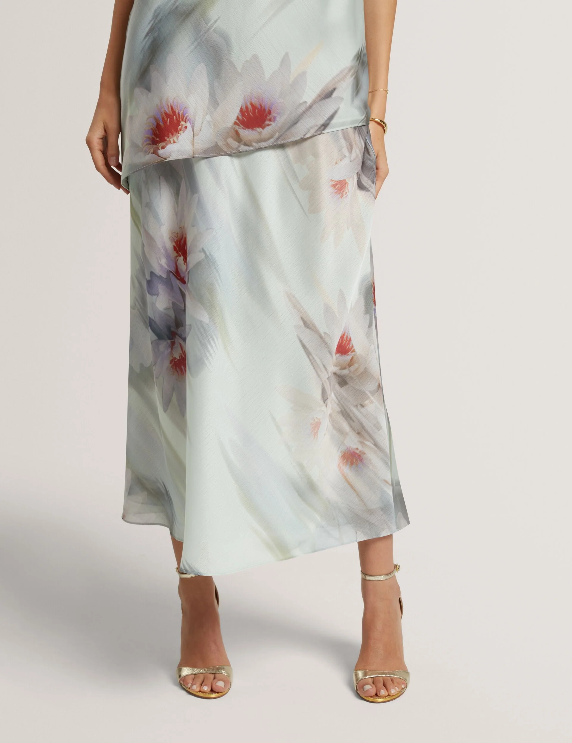 ARTICA | PALE GREEN