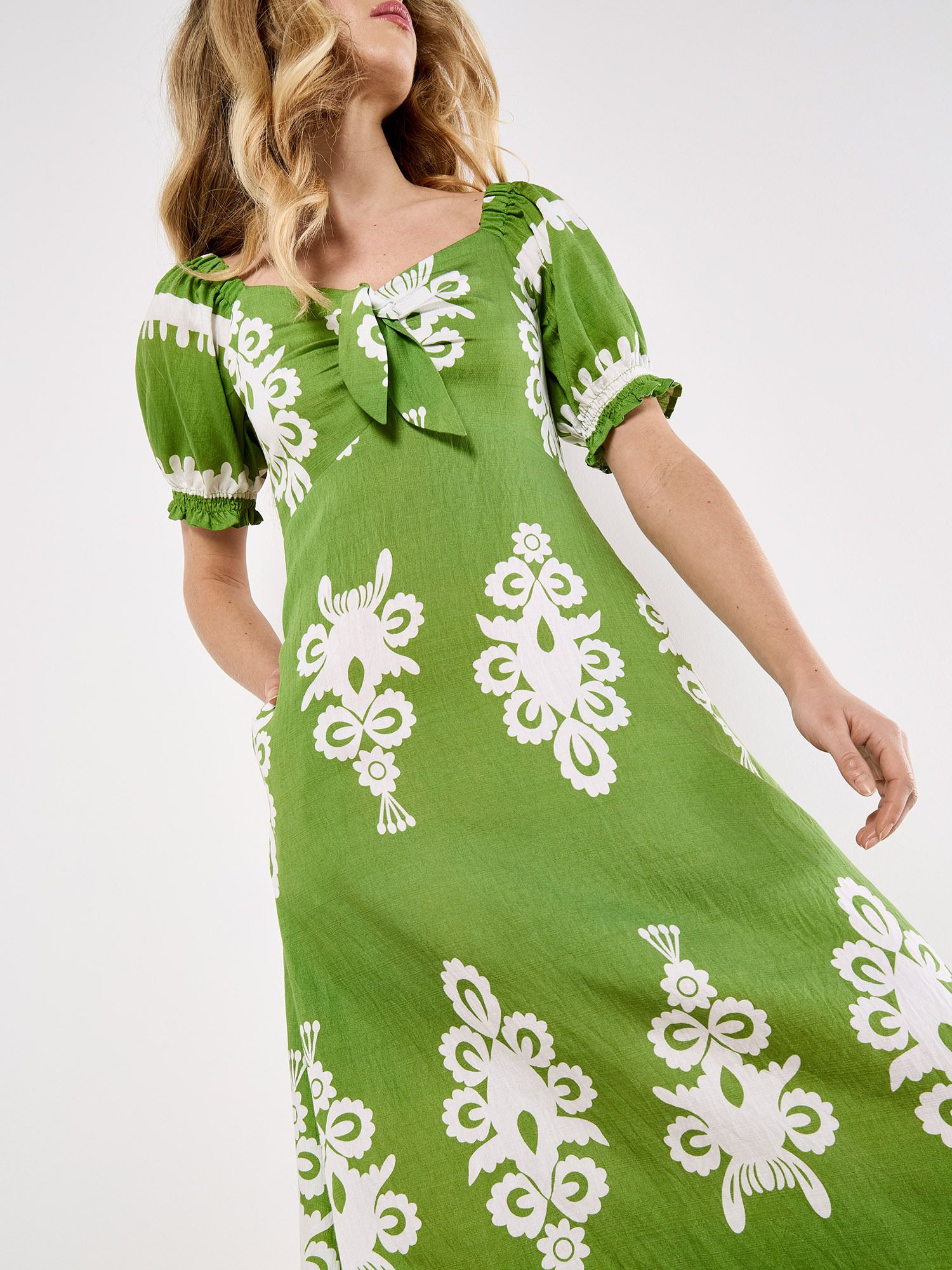 Apricot Folk Floral Print Midi Dress