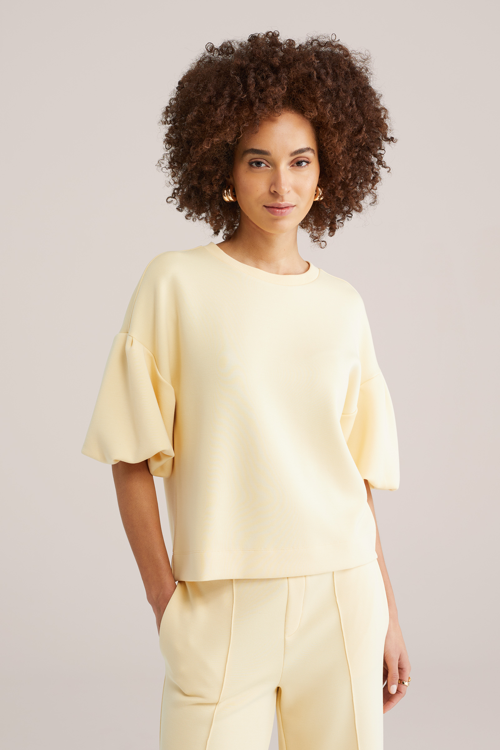 Dames Sweater met ballonmouwen en wide leg broek van sweatstof