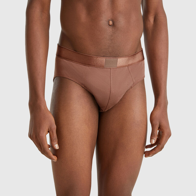 Briefs in cotton blend
