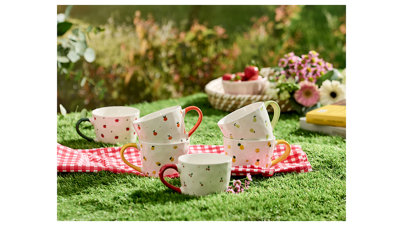 Kubek porcelanowy Tutti wiśnia 390 ml