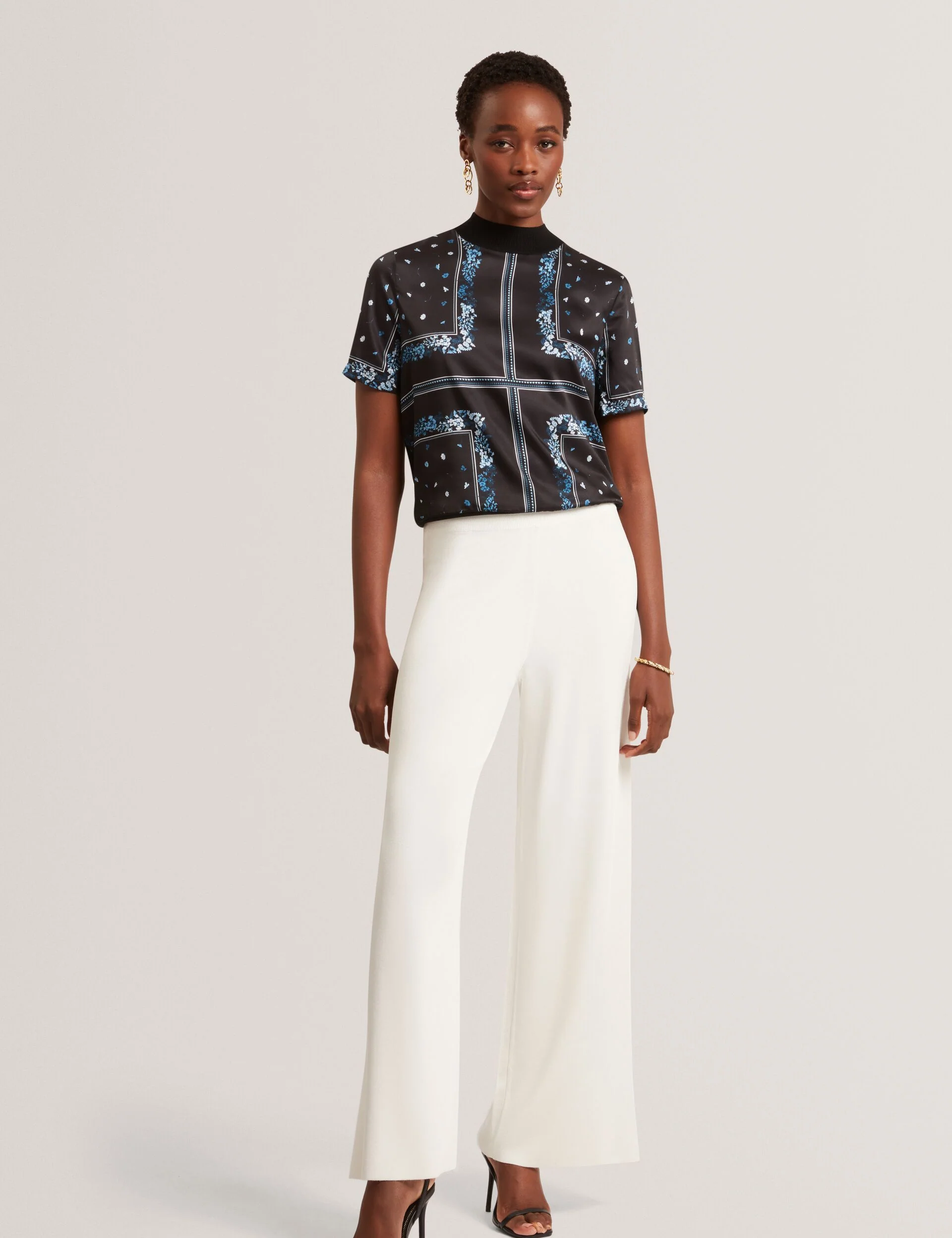 ALMAAZ | BLACK
