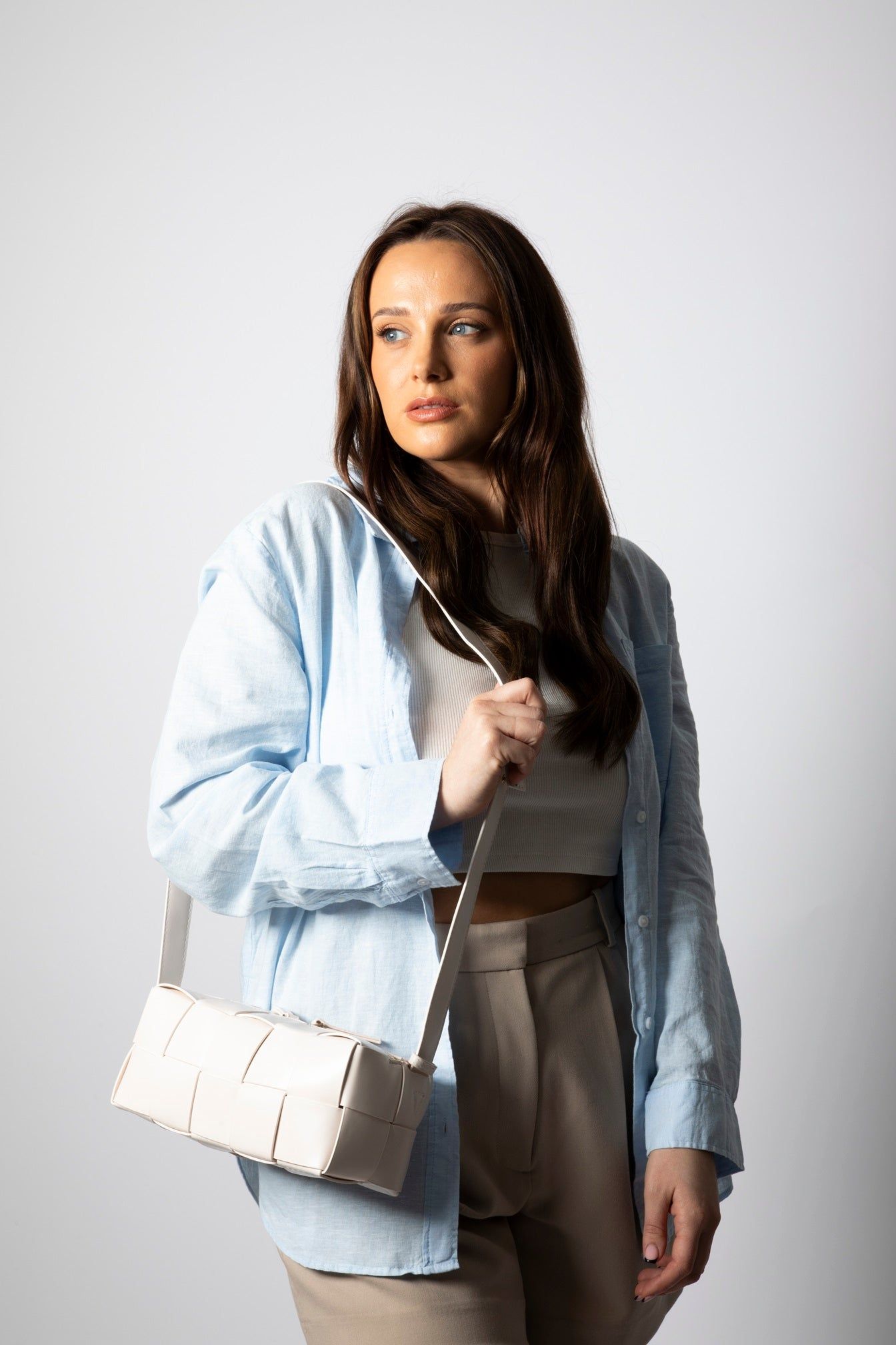 SVNX Woven PU Shoulder Bag in Cream