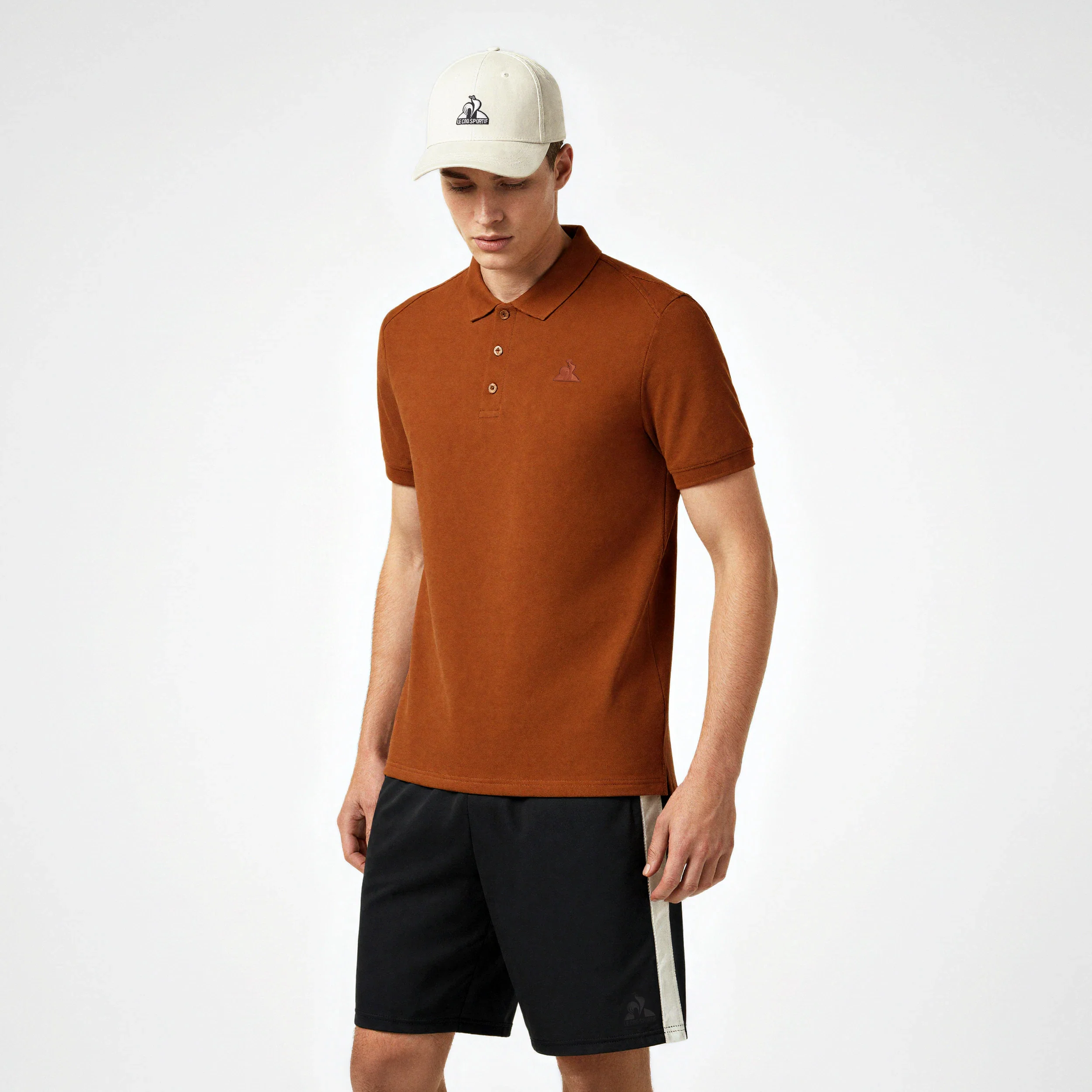 Polo Essentiel effet piqué en jersey de coton avec logo bordé ton sur ton