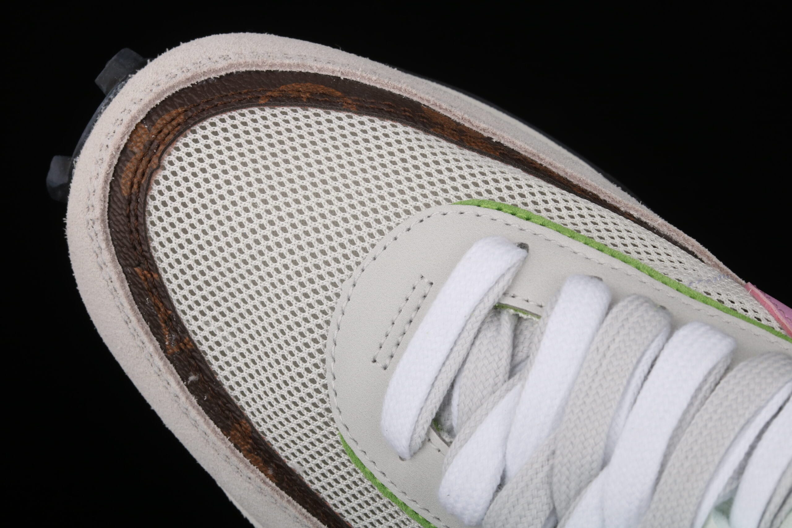 Sacai x Nike LVD Waffle Daybreak Medium Grey/Orange-Pink