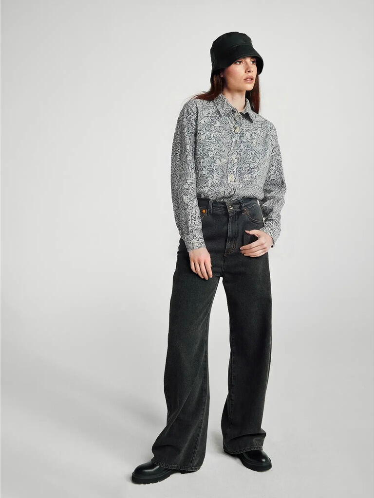 Patterned shirt in lightweight cotton