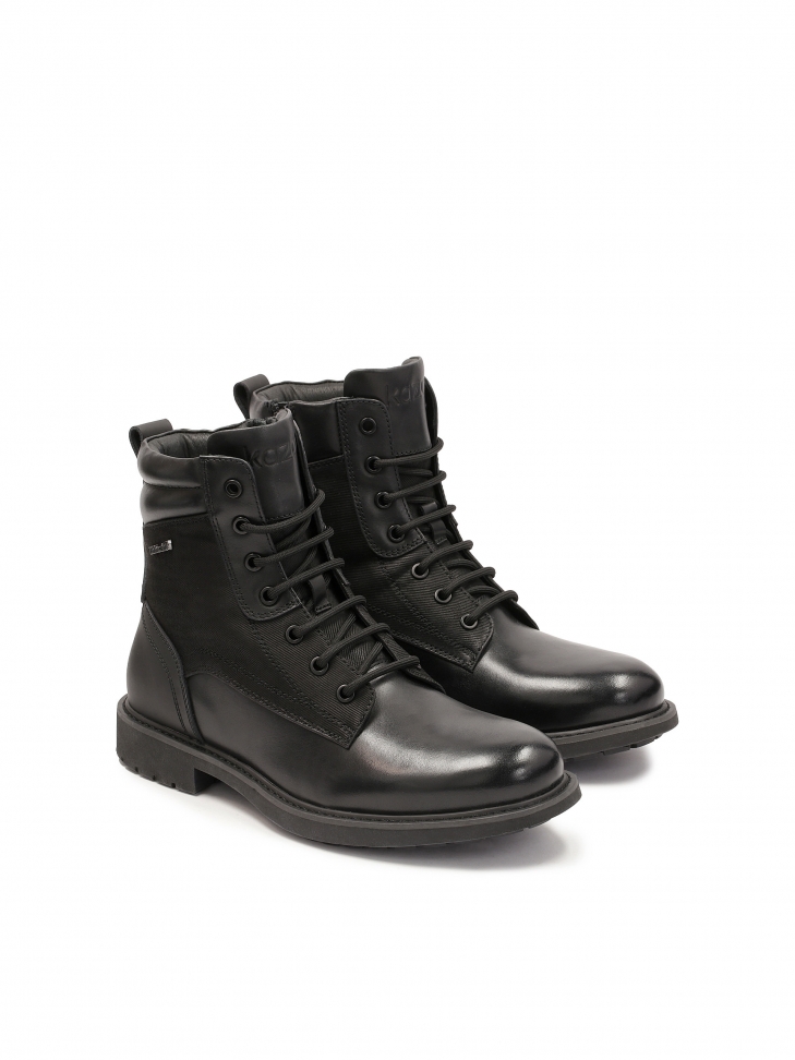 Versatile leather boots with Thinsulate membrane