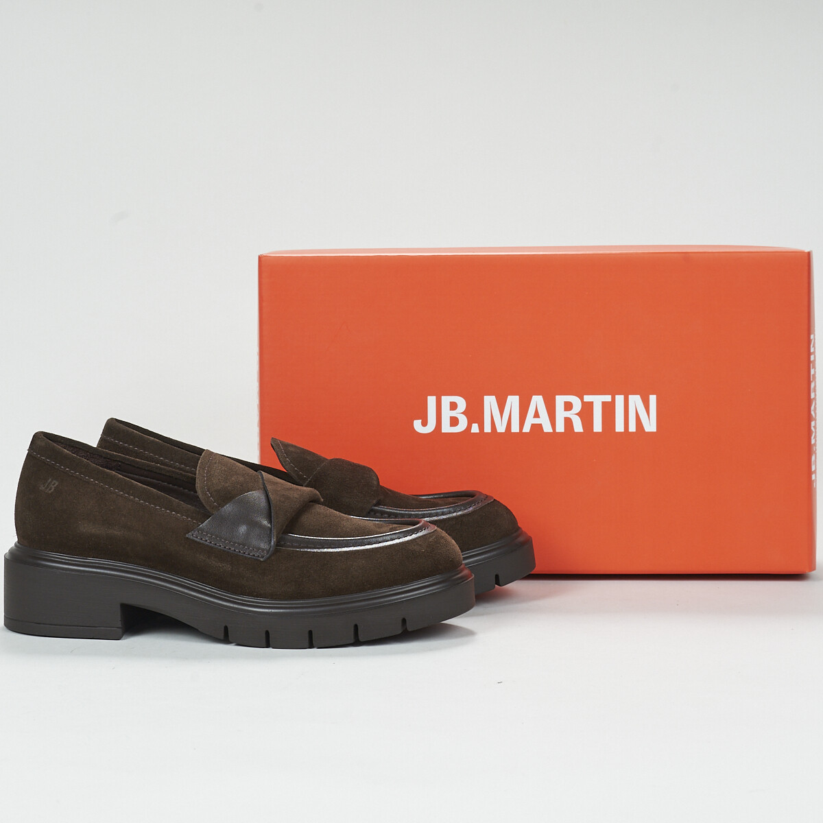 JB Martin - ATIKA - Crust / Velvet / Chocolate / Veal / Chocolate