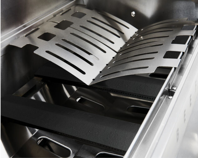 BeefEater 7000 Classic 4 Burner Build-In BBQ