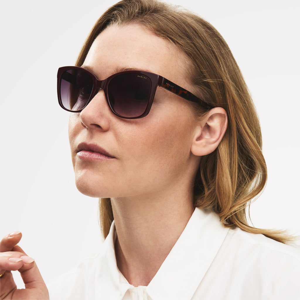 Carlton Close - Classic Square Sunglasses