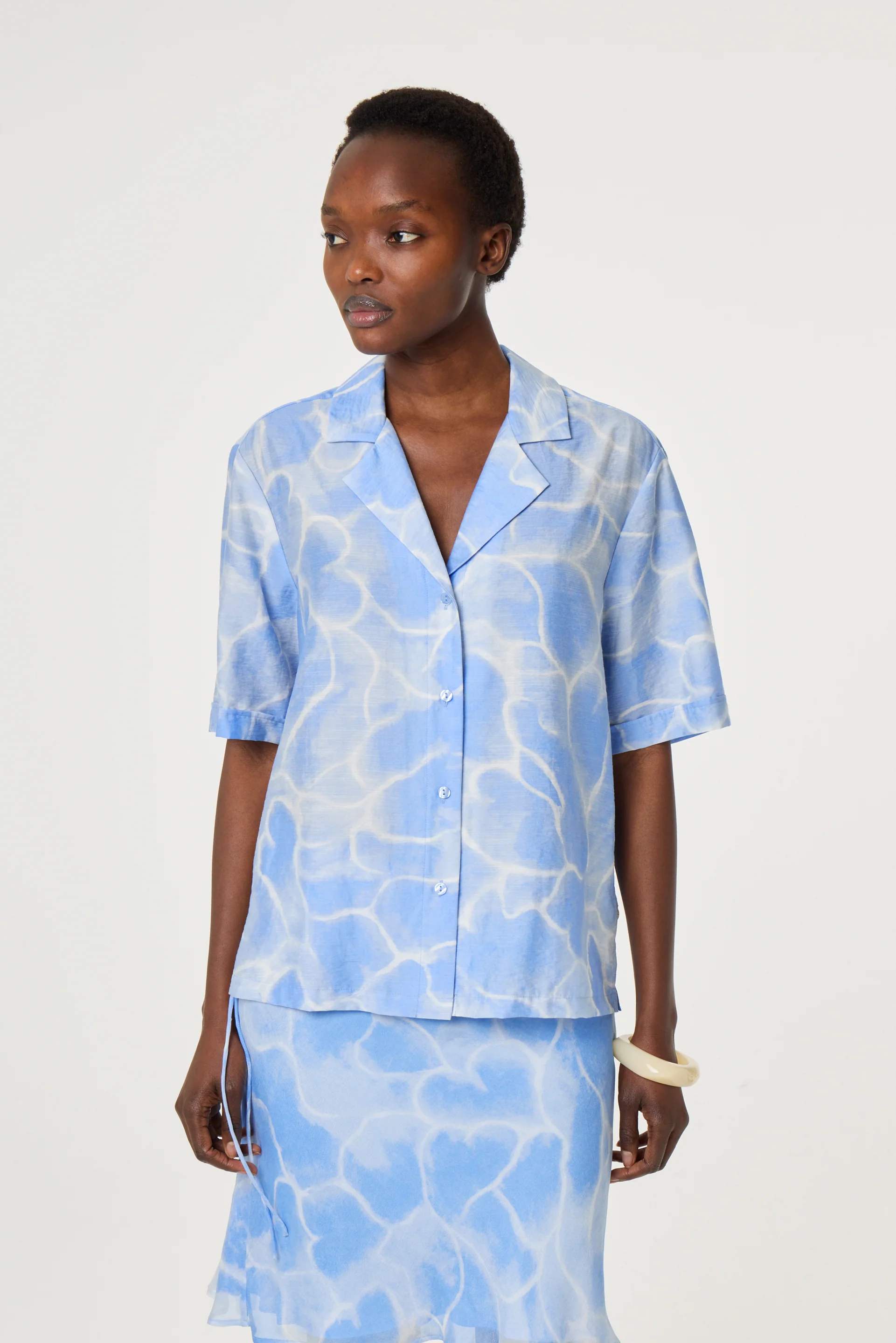 Brock Blouse | Light Blue/Crispy White