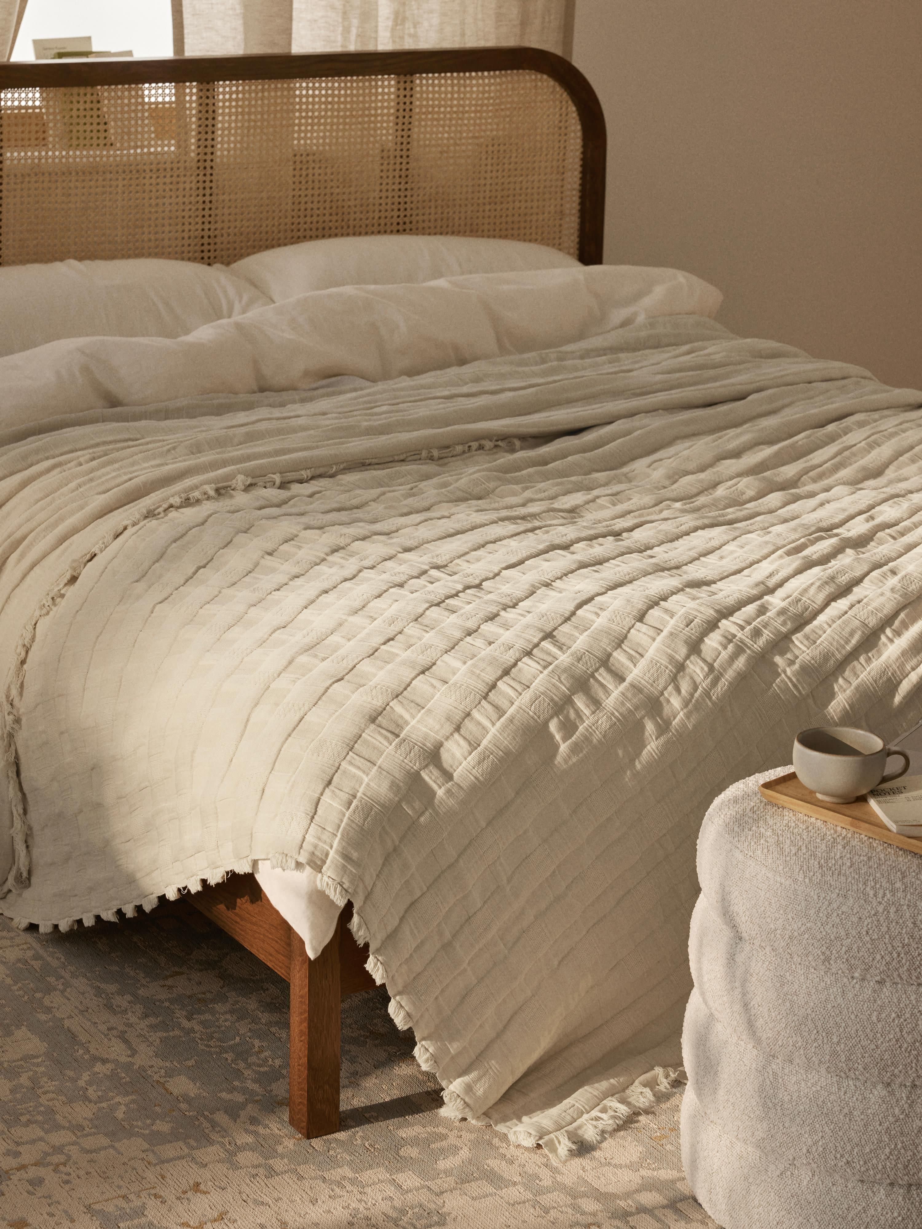 Musselin-Tagesdecke Bethany mit Fransen