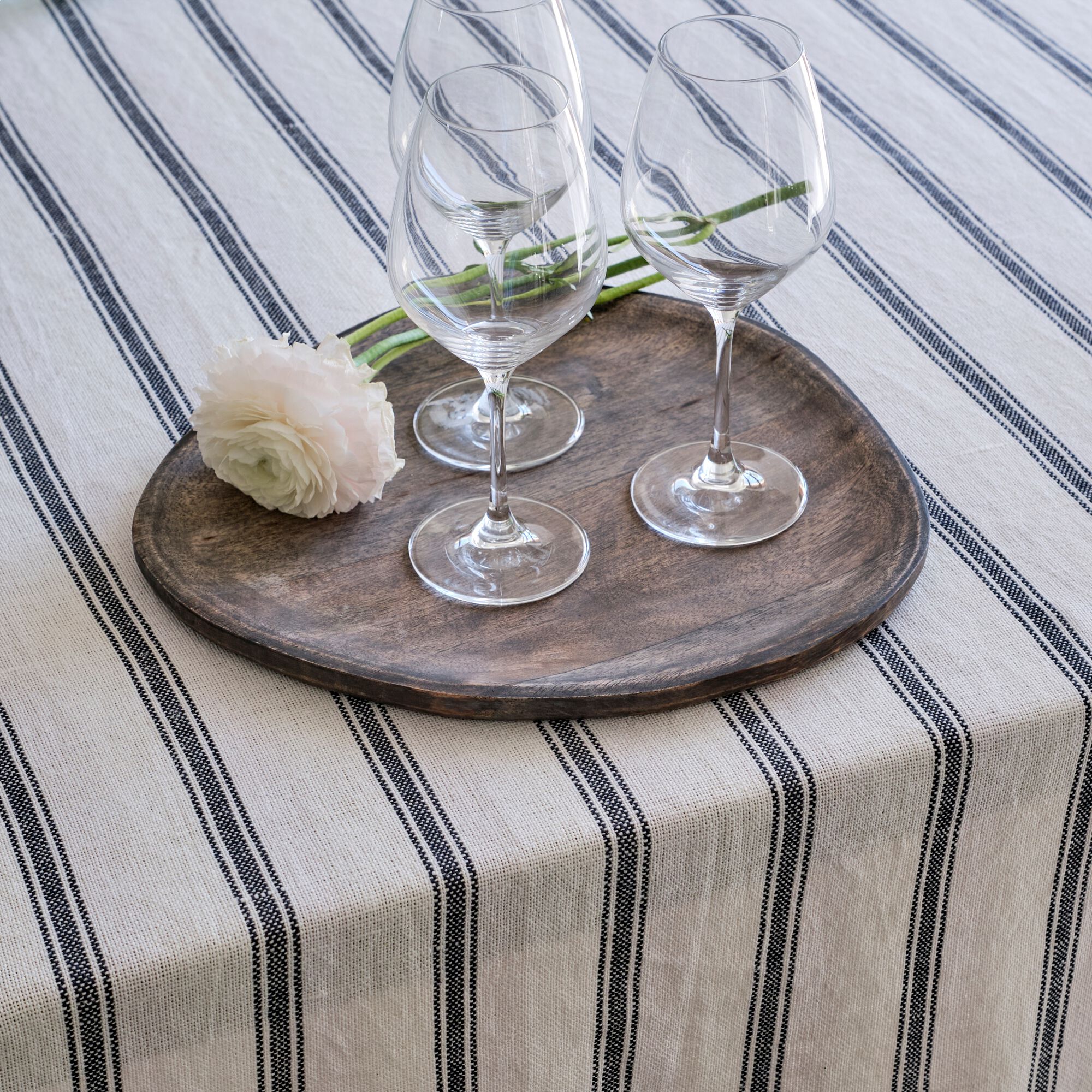 PASSO - Nappe en lin et coton noir et blanc 170x250cm