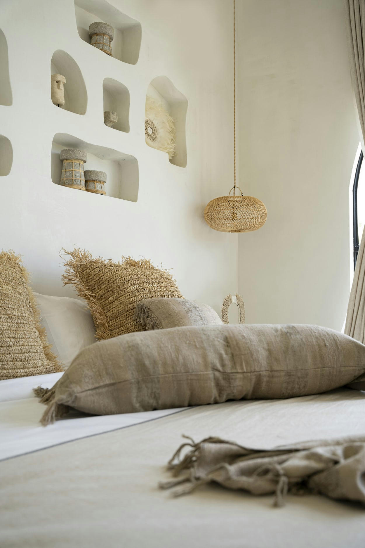 OH MY GEE - Coussin en velours gris 35x100