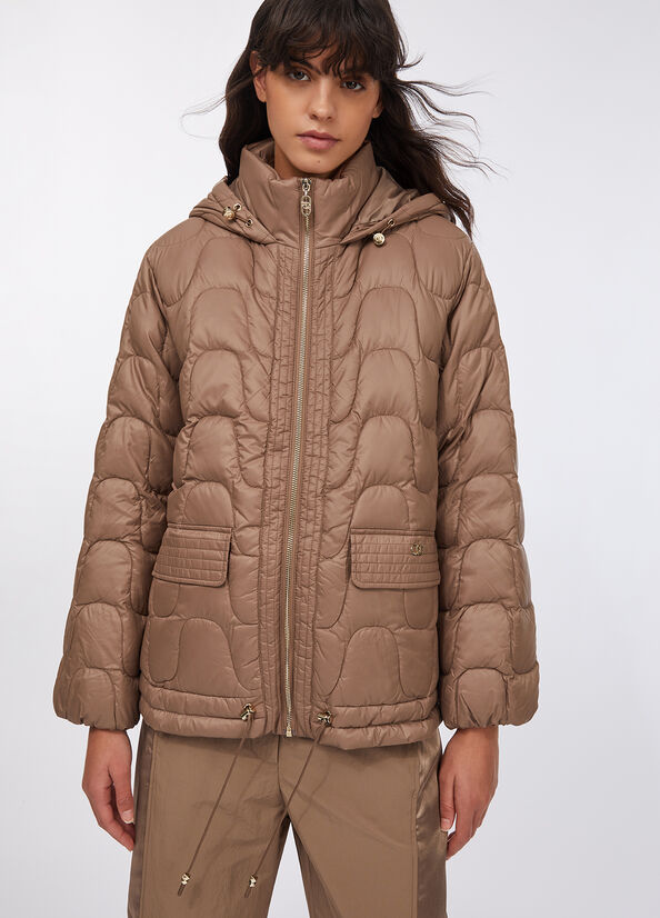Cappotto corto in nylon trapuntato