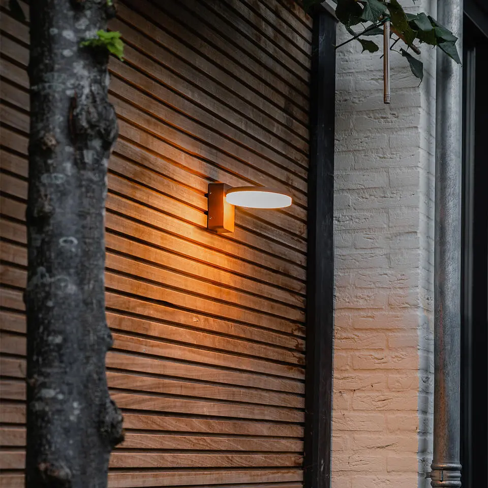 Qazqa wandlamp esmee bruin ge?ntegreerde led