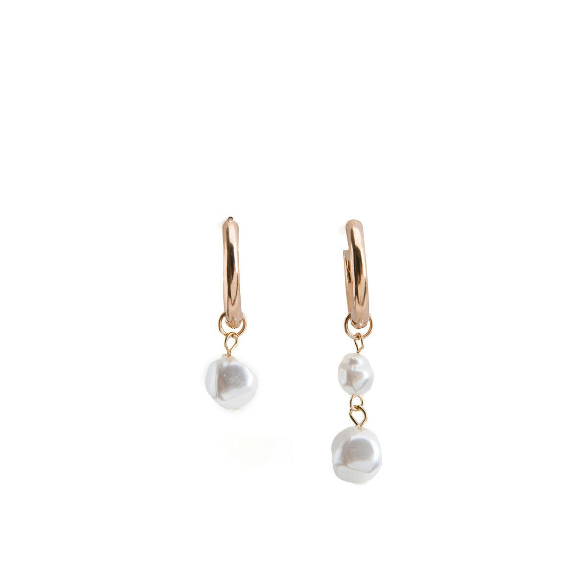 Boucles d'oreilles dépareillées