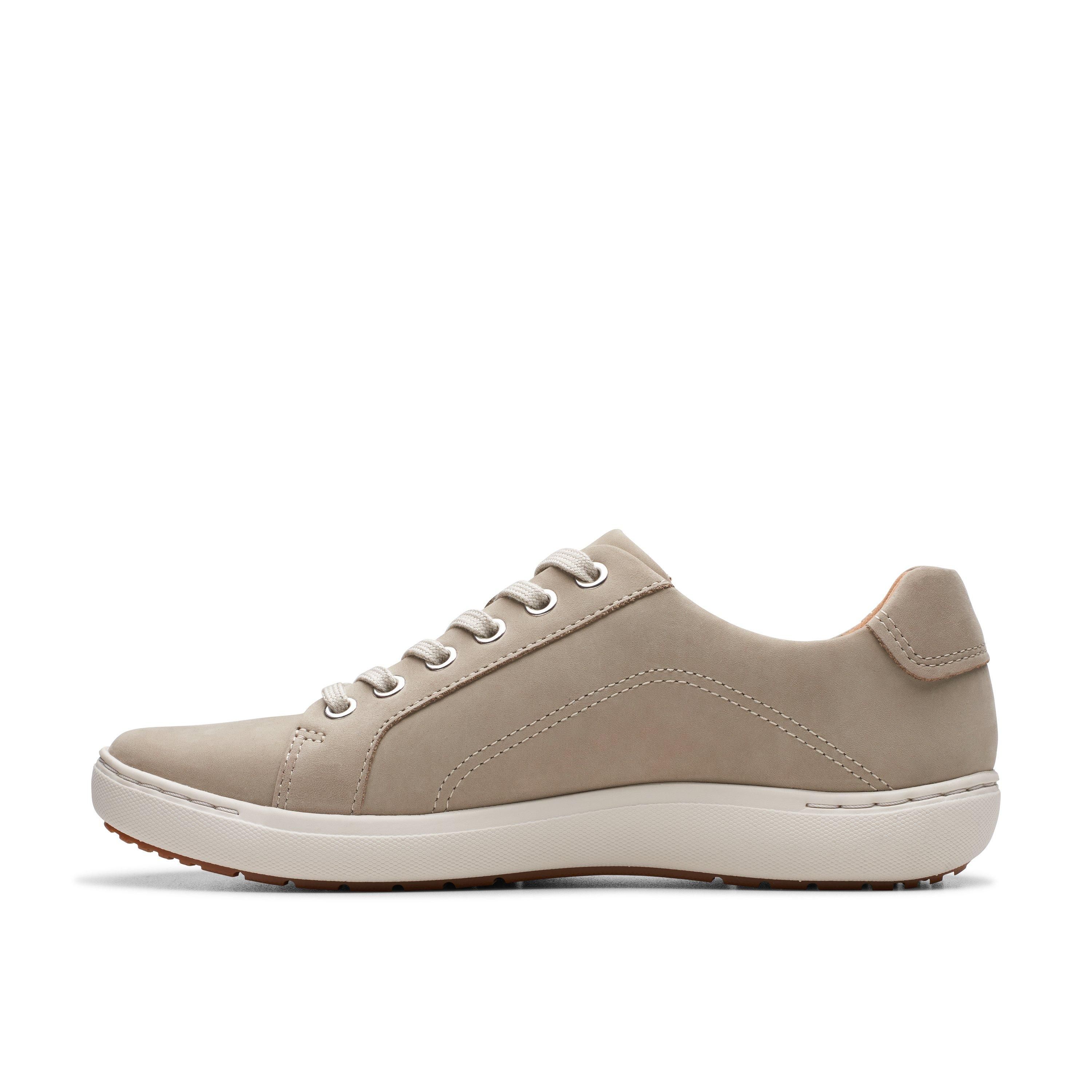 Clarks Nalle Lace Stone Nubuck Trainers