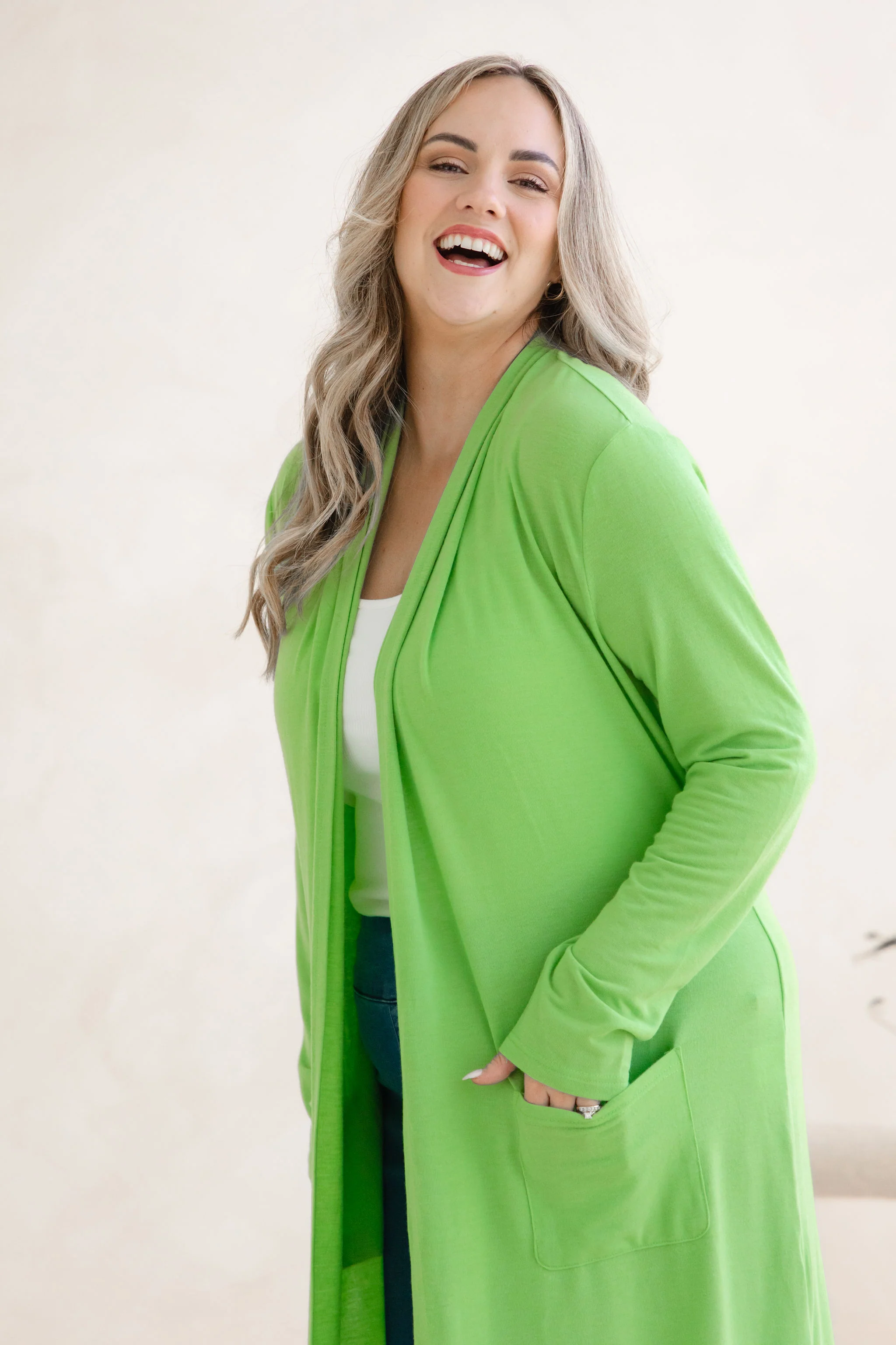 Jane Cardi Maxi Length in Apple
