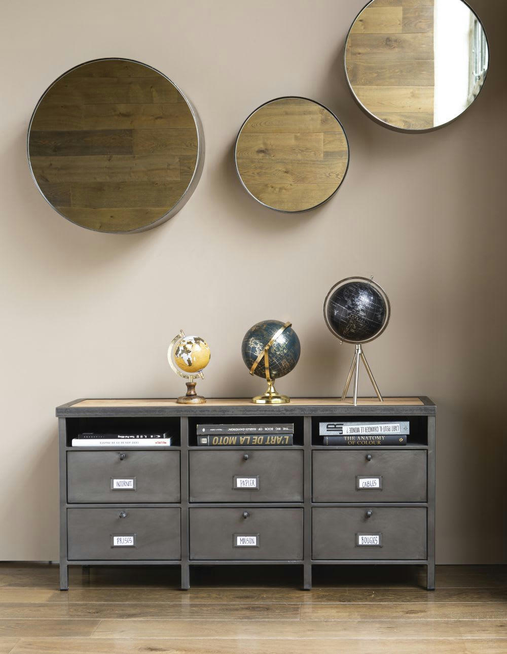 BIRMANCE - Statuette globe terrestre carte du monde H23