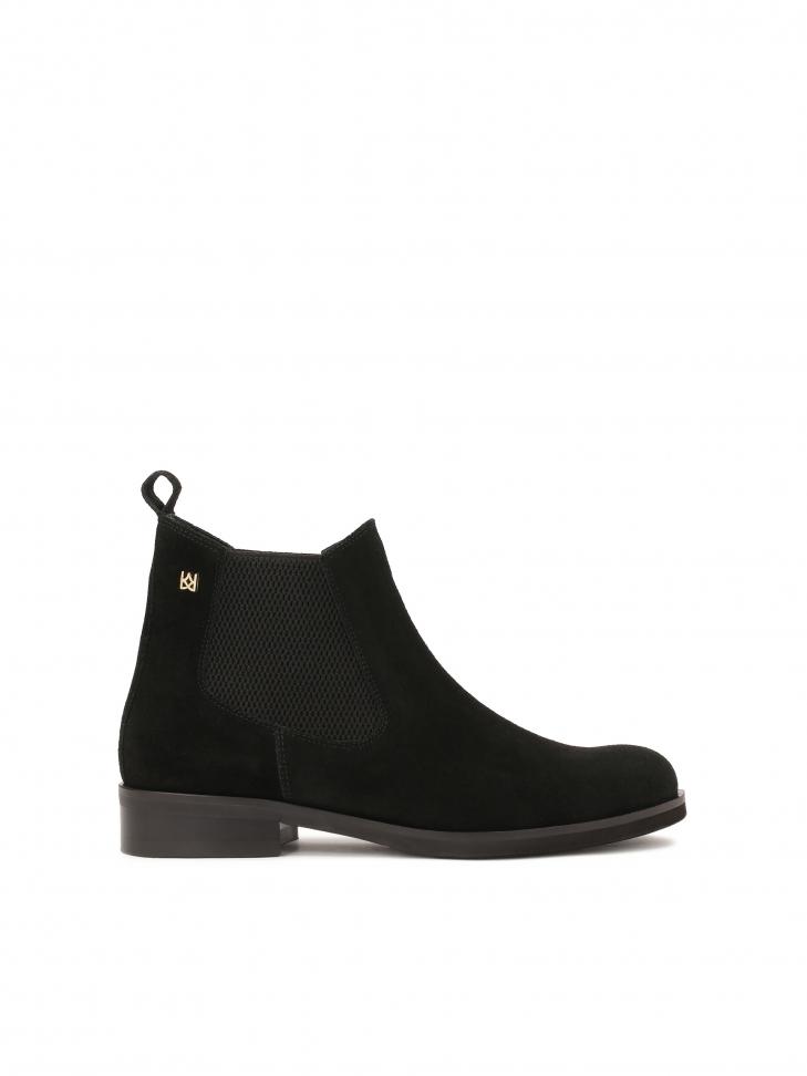 Black suede Chelsea boots