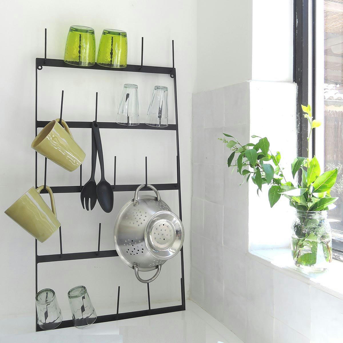 - Porte tasses et mugs mural