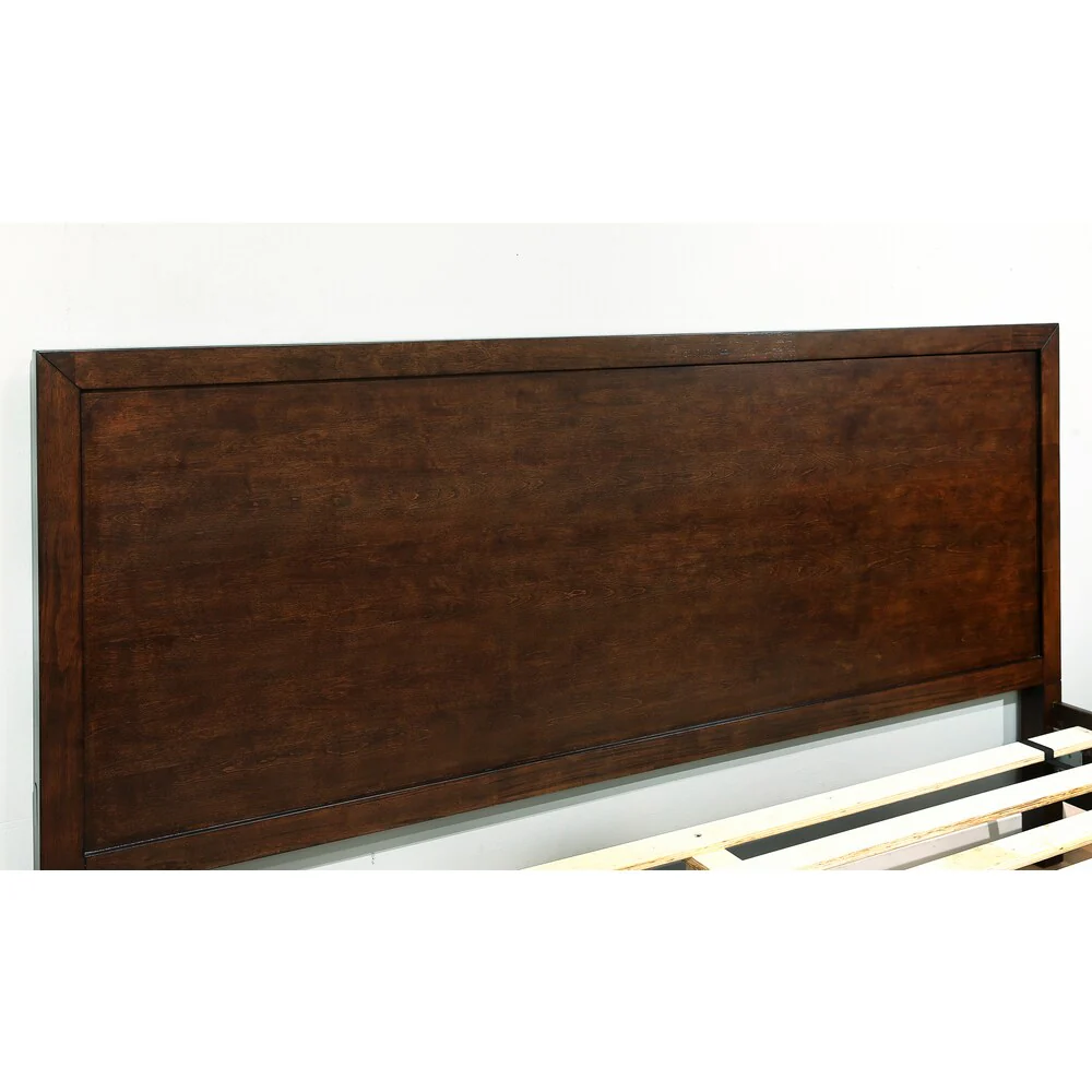 Abbyson Hamptons 4-piece Queen-size Platform Bedroom Set