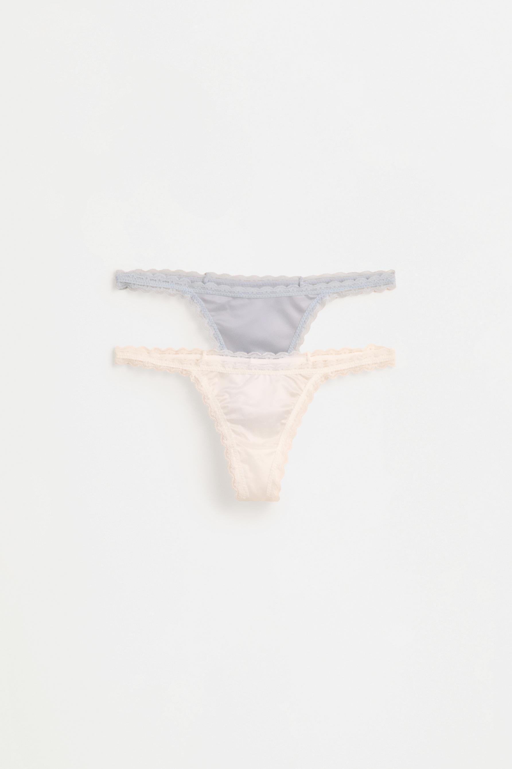 Tangas satinados con encaje (Pack 4)