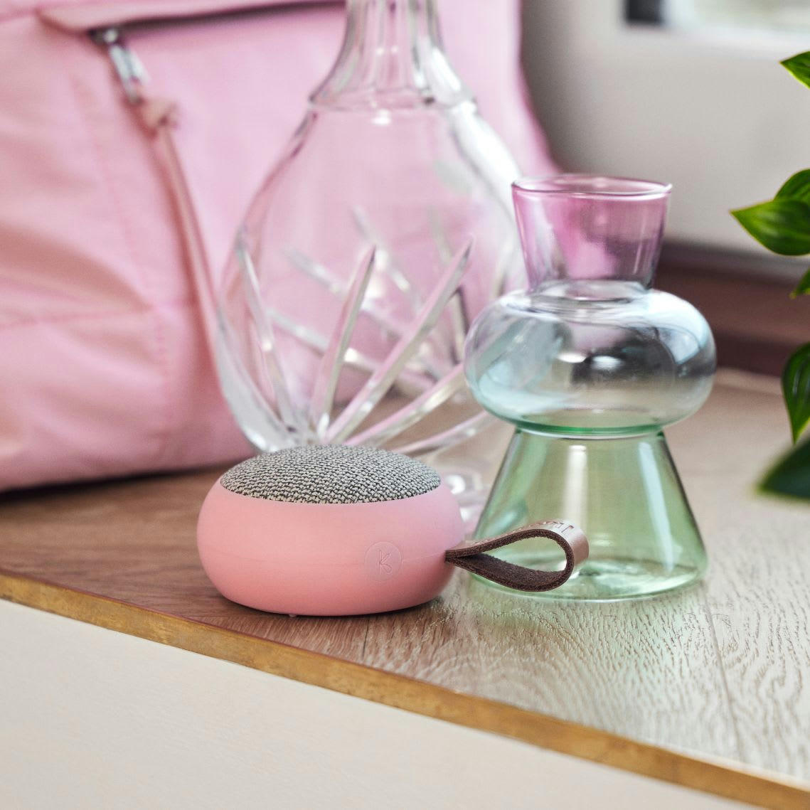 - Enceinte bluetooth aGO 2 fabric Fresh Pink