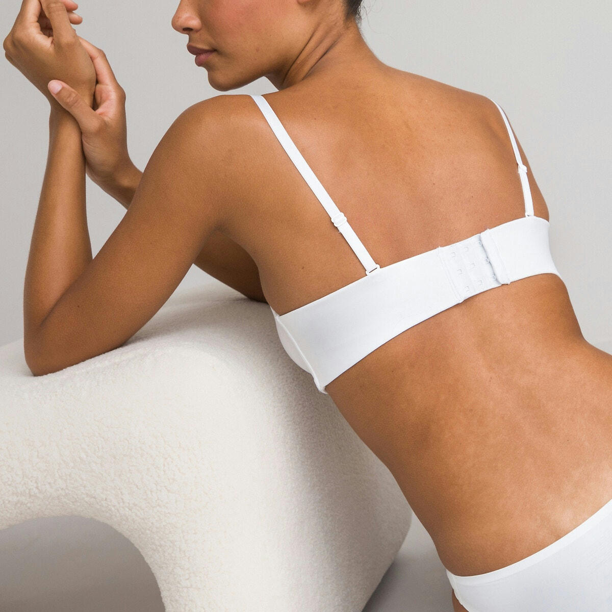 Soutien-gorge bandeau invisible en microfibre