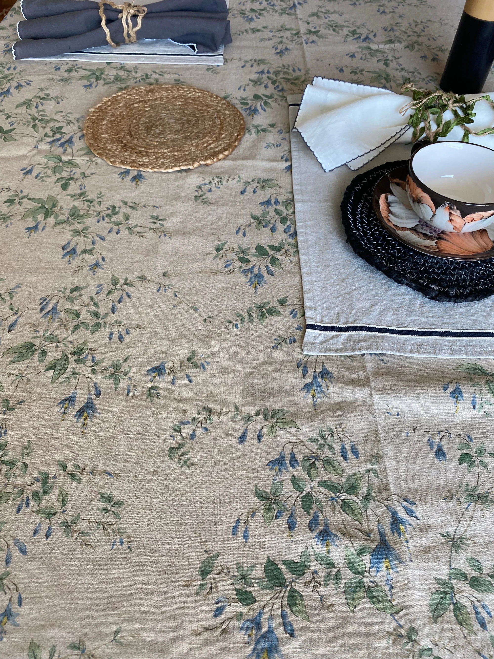 Tablecloth French Country Floral Washed Linen Shabby Chic Floral Pattern Farmhouse Natural Linen Rectangular Rustic Vintage Vibe Table Linen