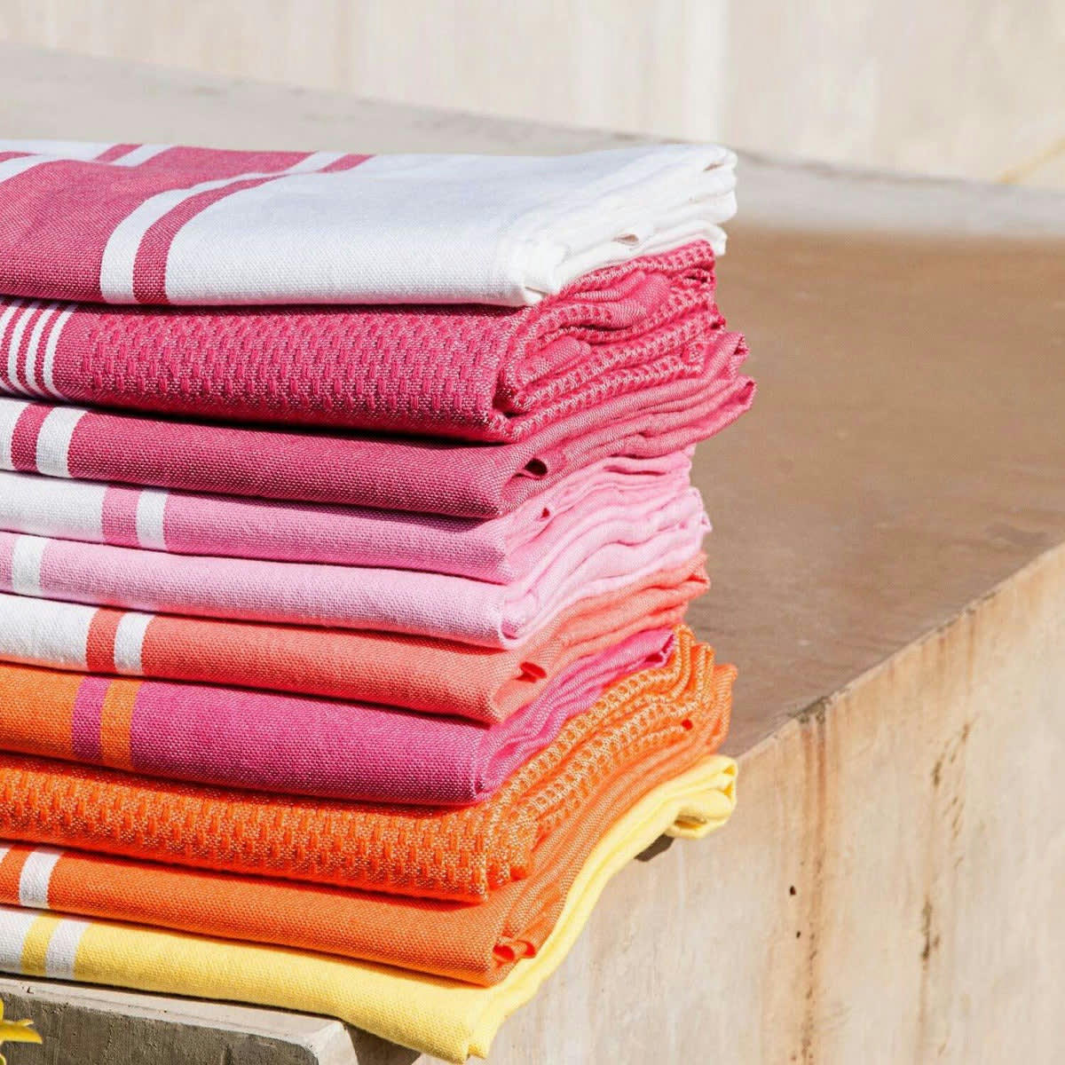 ST TROPEZ - Fouta blanche coton  100x200 blanc / rose fuchsia