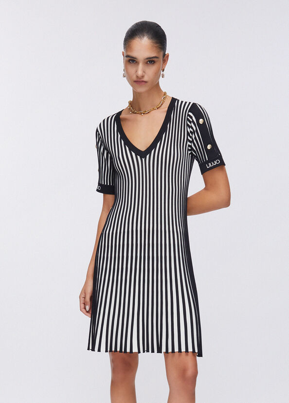 Abito corto in maglia