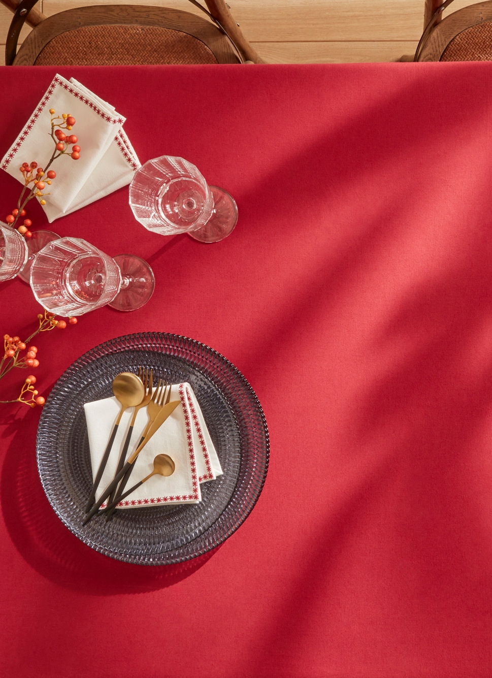 NAPPE UNIE EN TOILE BORDEAUX