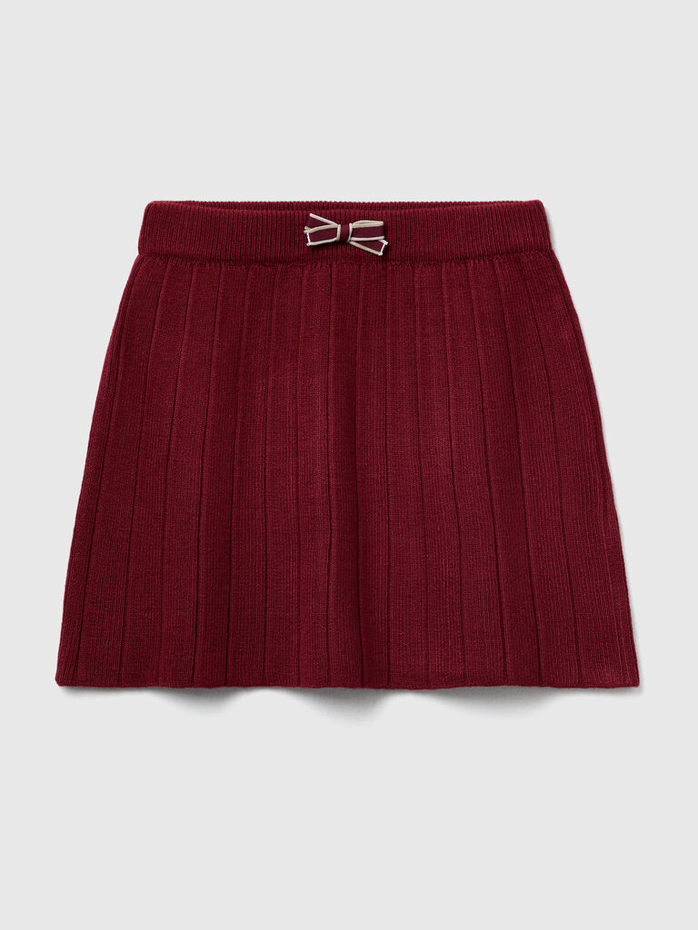 Pleated knit skirt