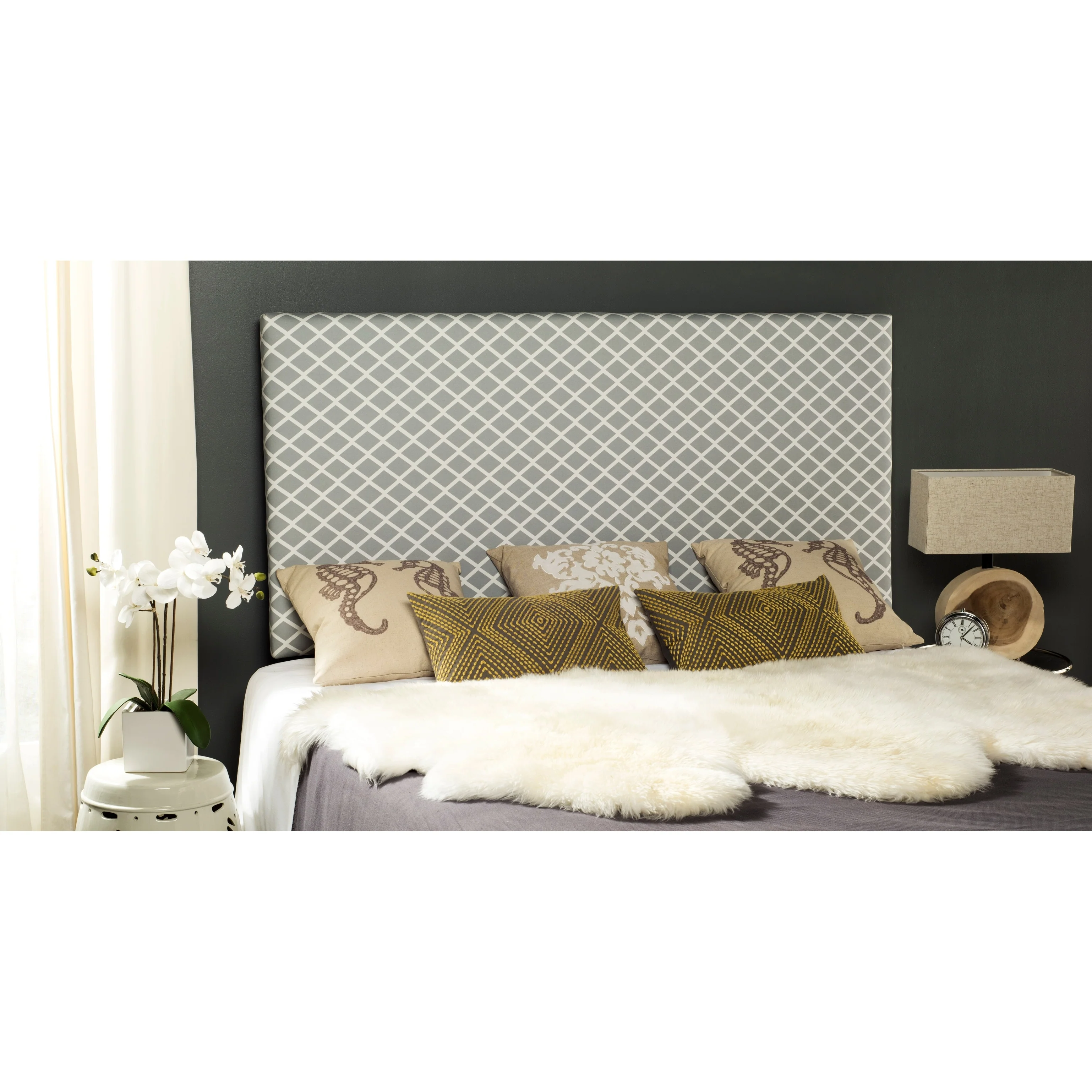 SAFAVIEH Winter Upholstered Headboard