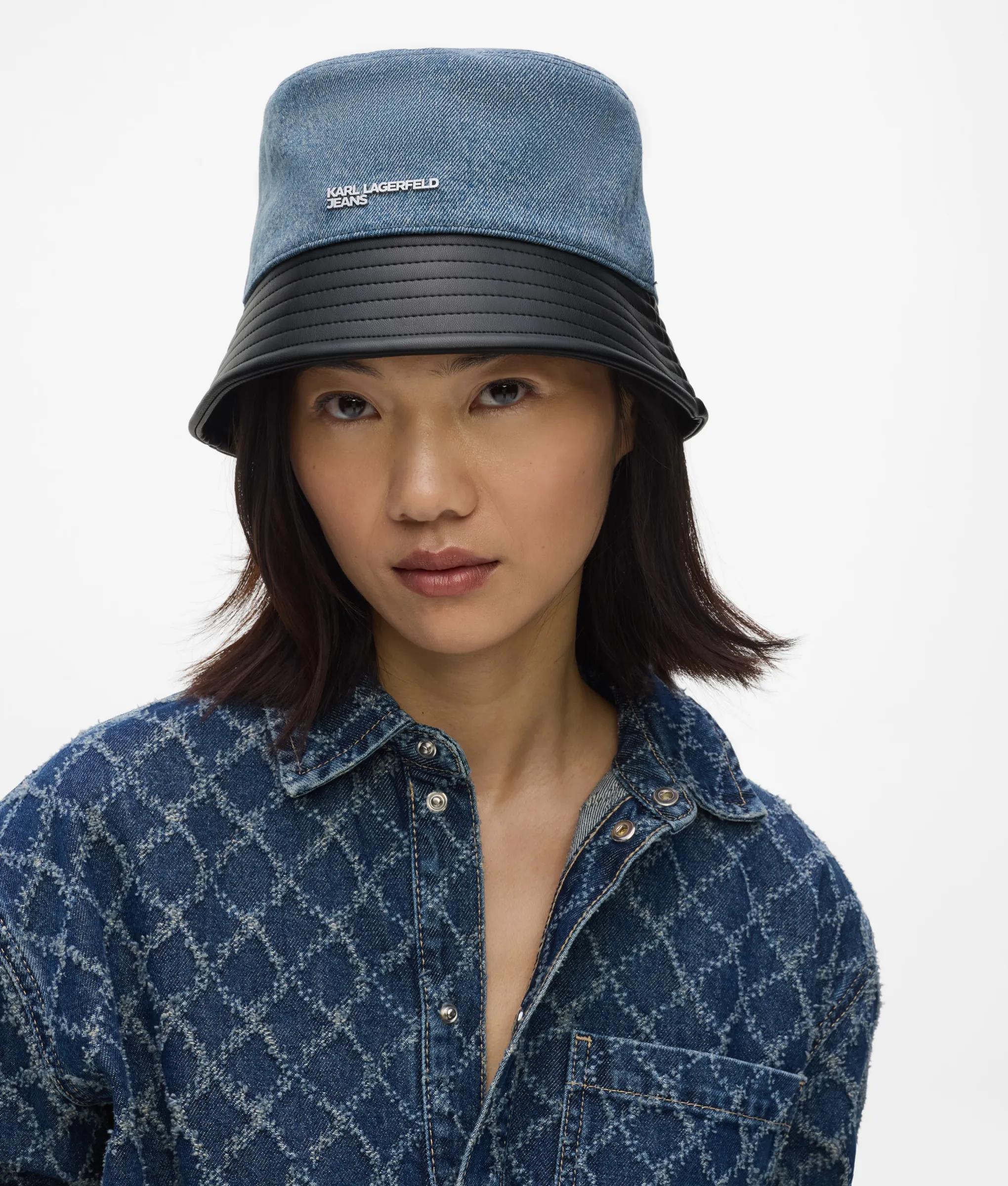 Bob en simili-cuir et denim