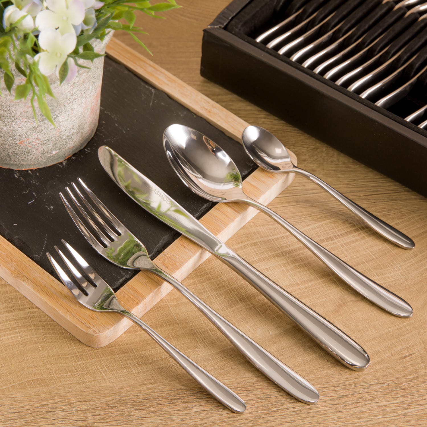 Set 60 posate in acciaio inox 18/0
