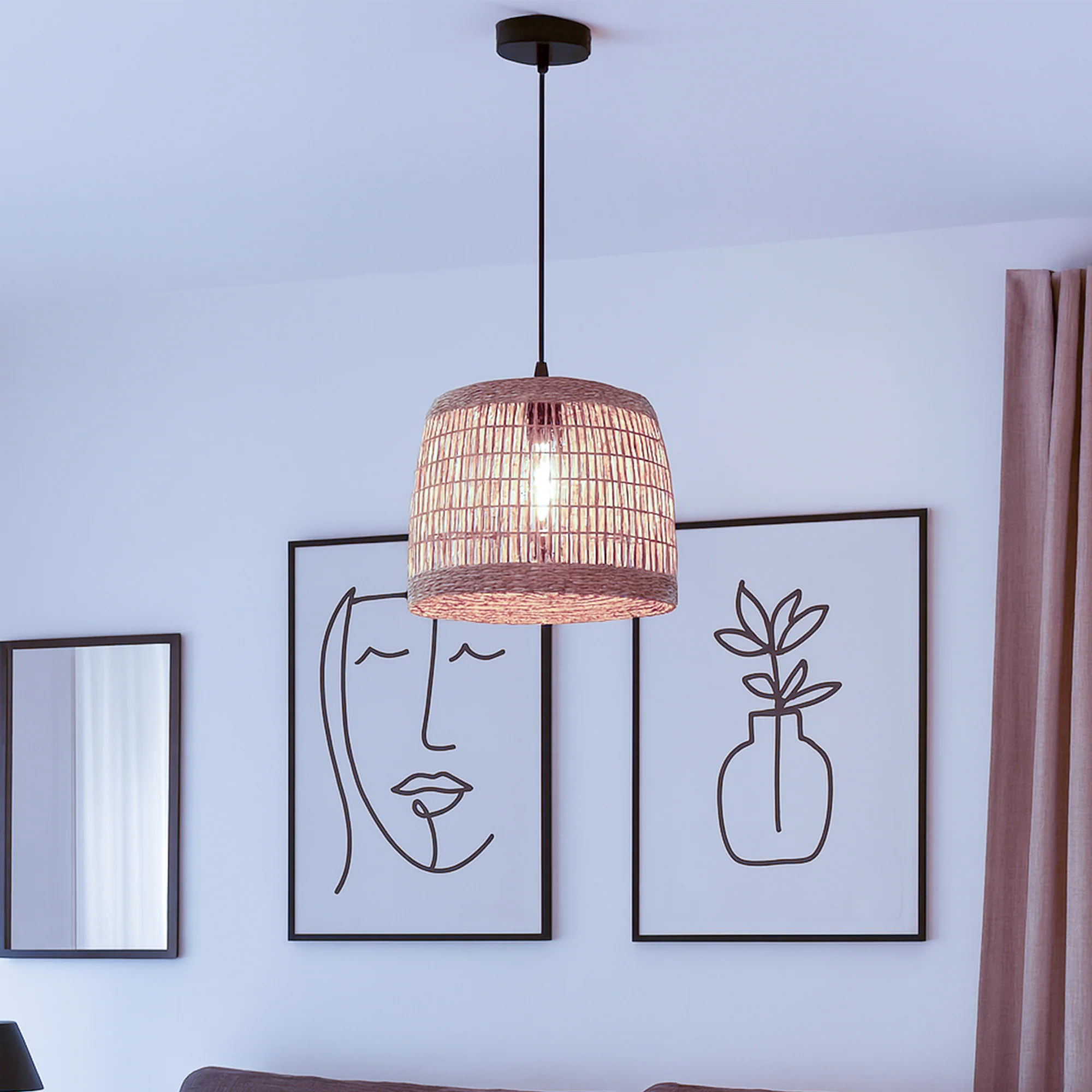 Suspension ARUN coloris beige 24 x 30 cm