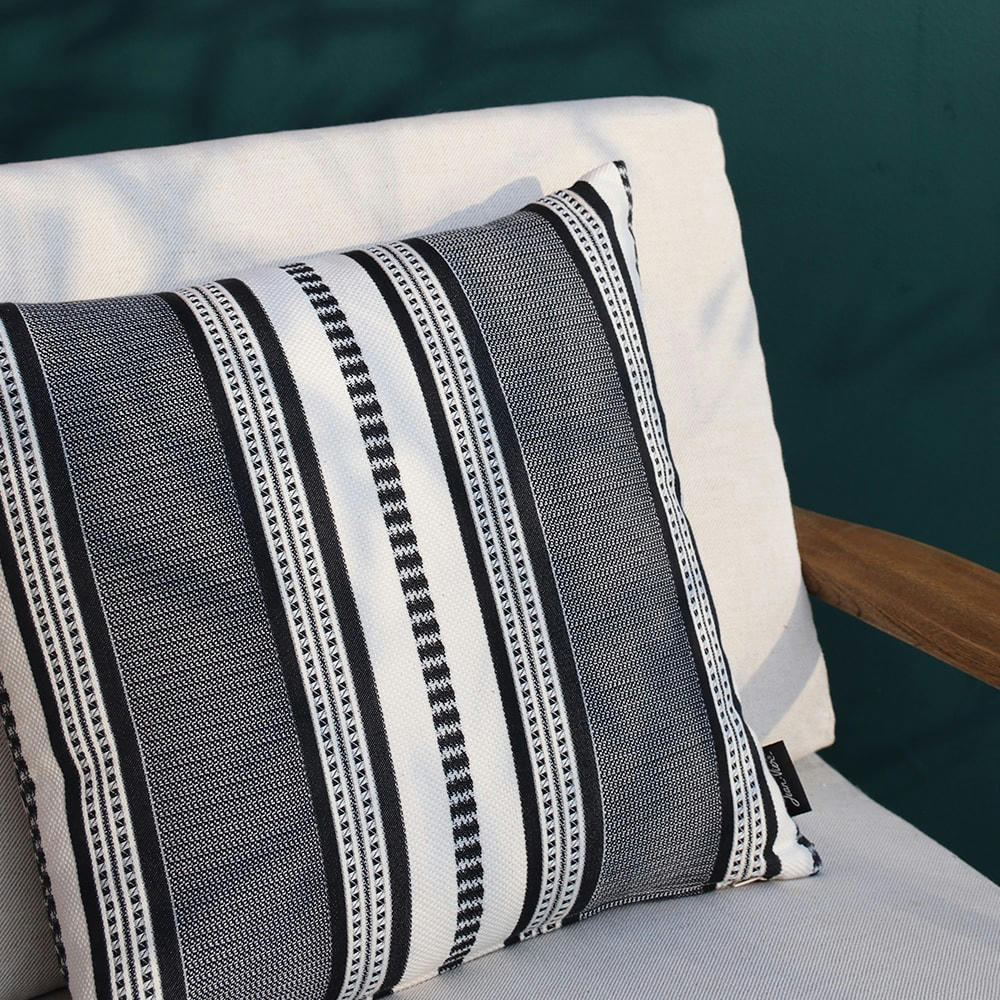 BARNE - Housse de coussin coton Noir 25x45 cm