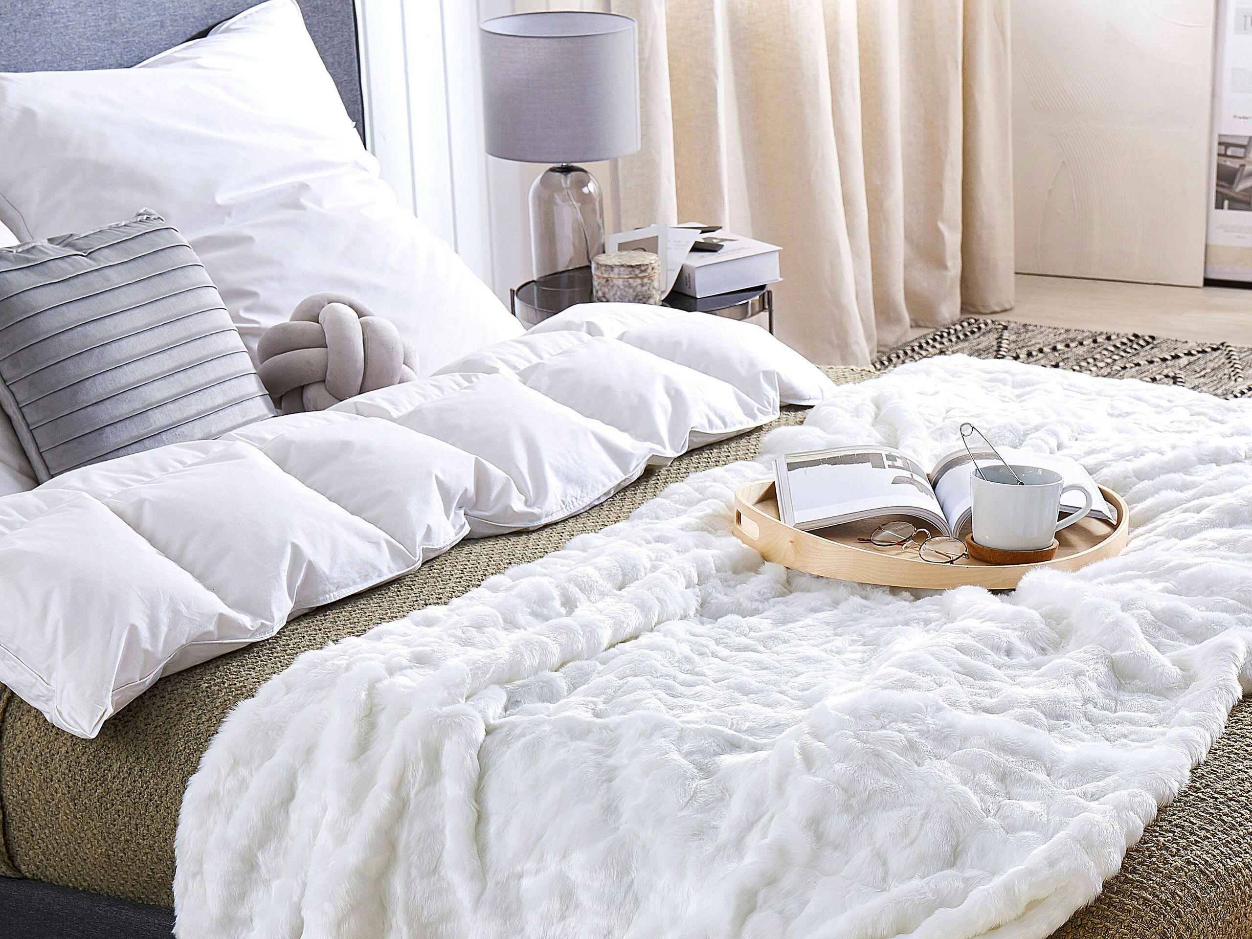 TOURZA - Couverture en acrylique blanc 200x150cm