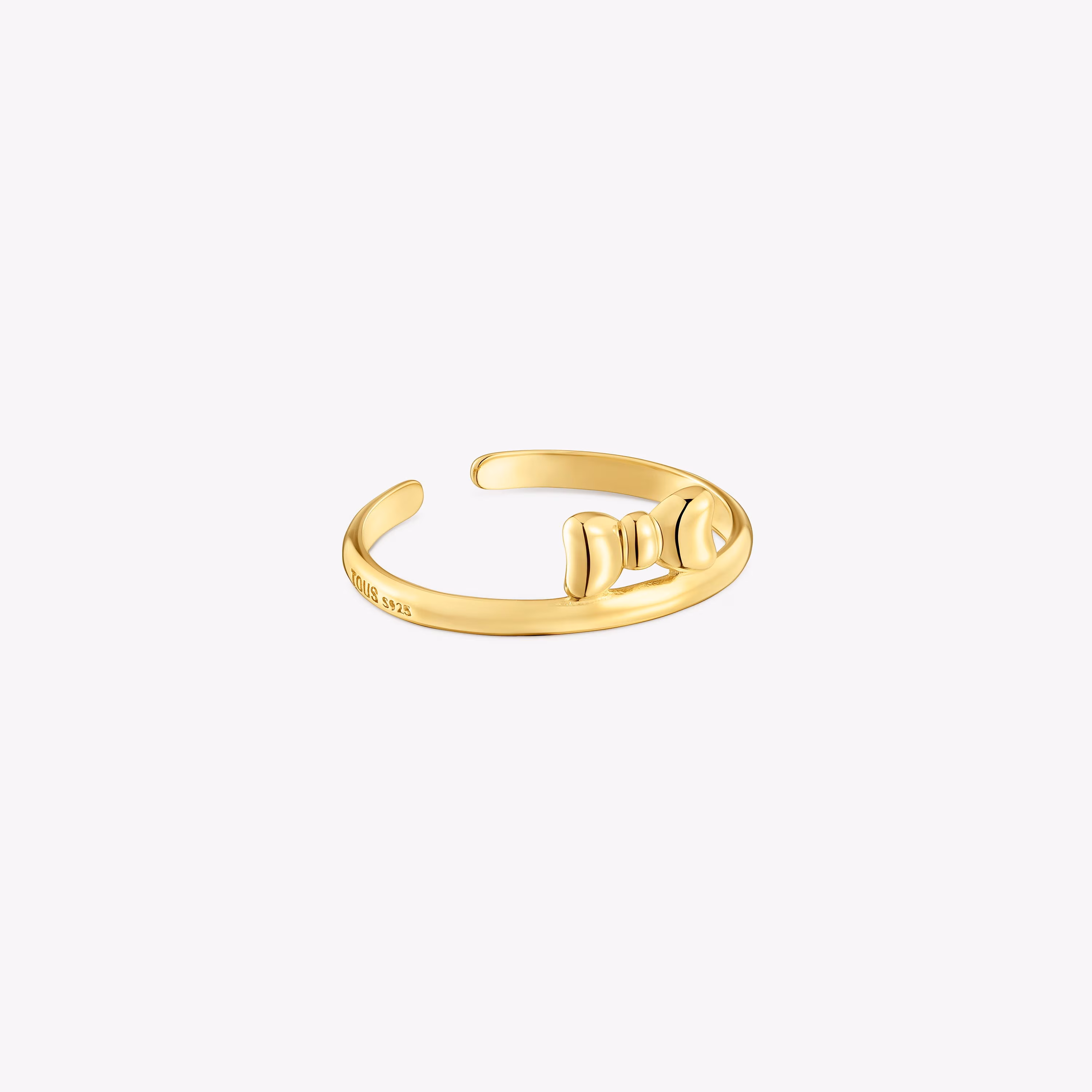 Claws ring con baño de oro de 18 kt sobre plata motivo lazo TOUS Ribbon