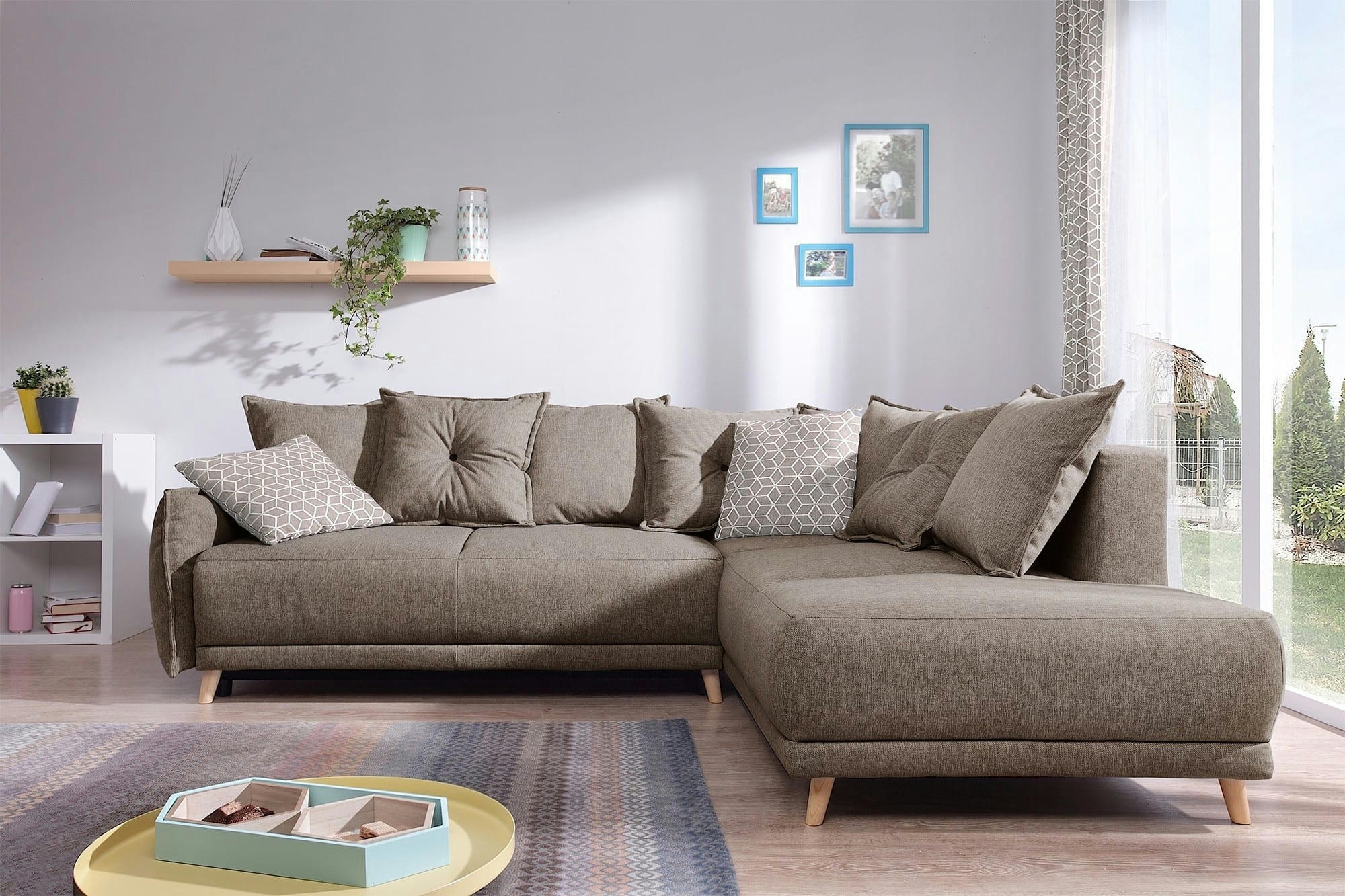 LENA - Canapé d'angle droit convertible 5 places en tissu café latte