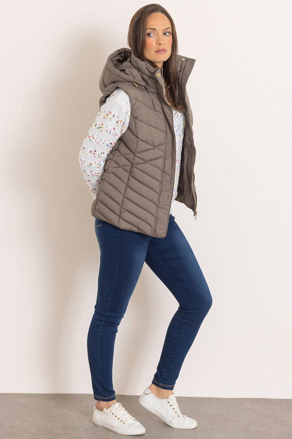 Klass. Hooded Quilted Gilet