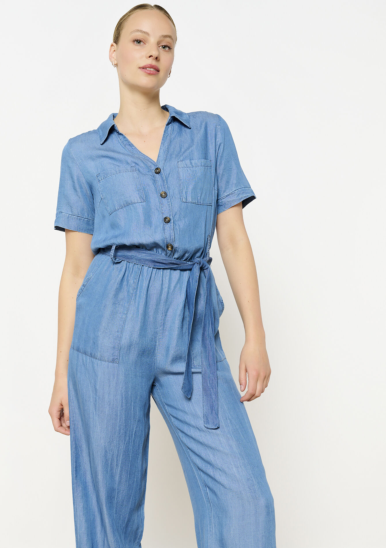 Soepele jumpsuit met ceintuur