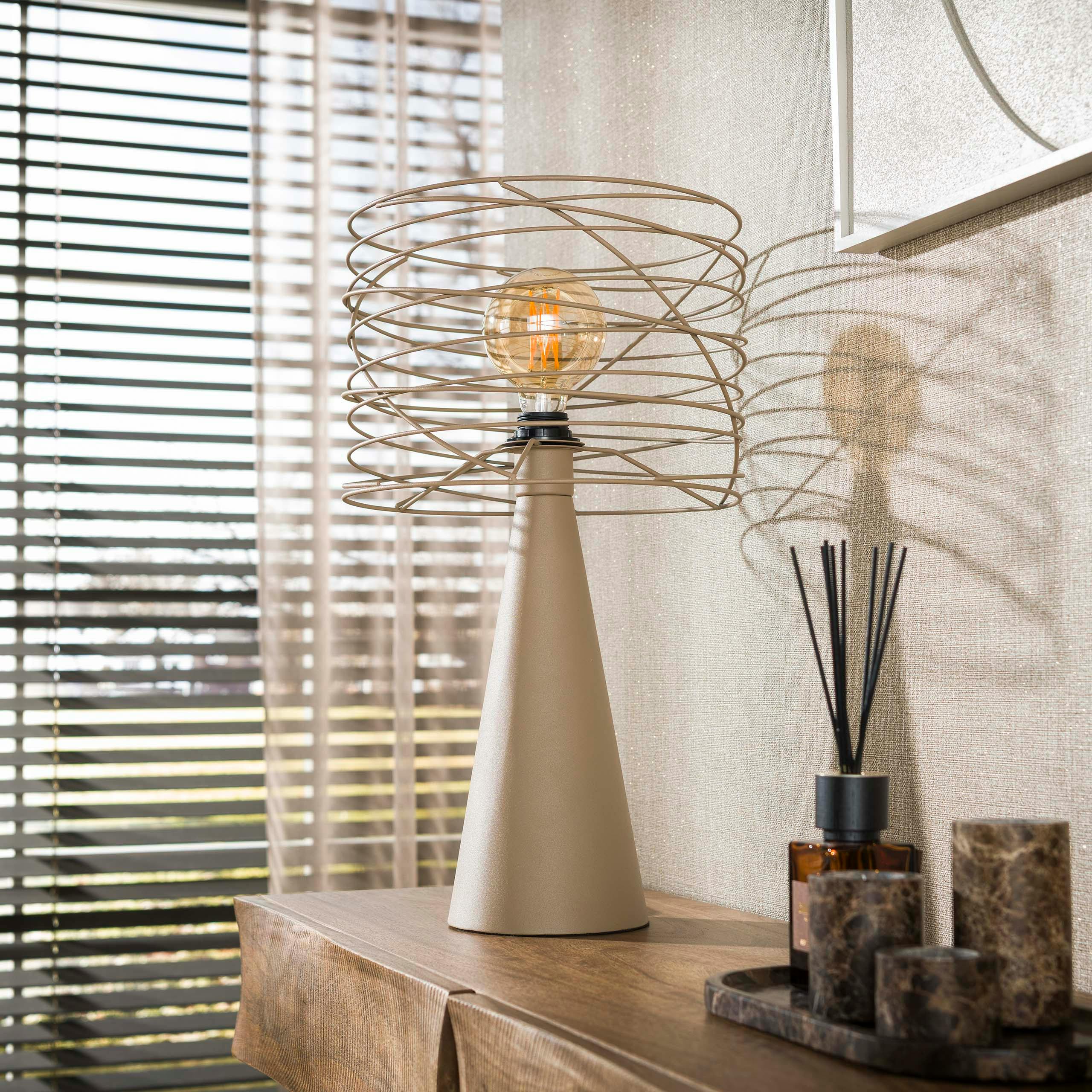 Lampe de salon métal beige pied conique RALF